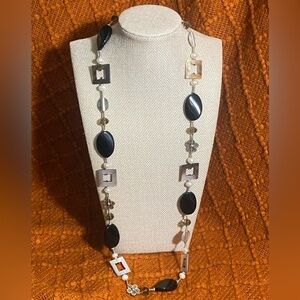 Premier Designs Beaded Station Necklace With Mother Of Pearl